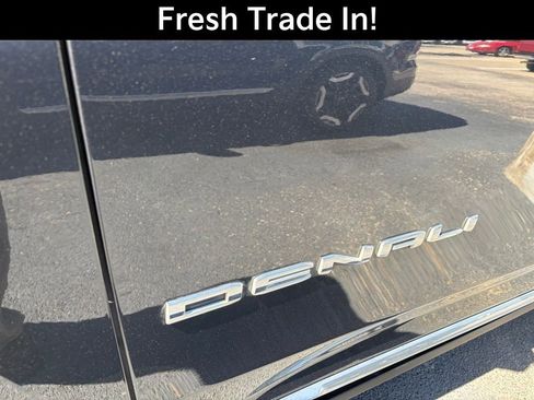 Certified 2021 GMC Yukon XL Denali w/ Denali Premium Package image 7