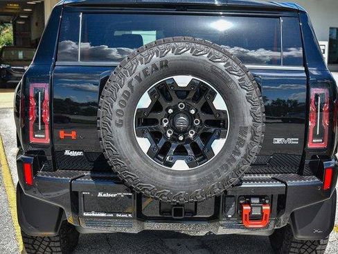 New 2025 GMC Hummer EV 2X w/ Extreme Off-Road Package AWD/4WD image 12