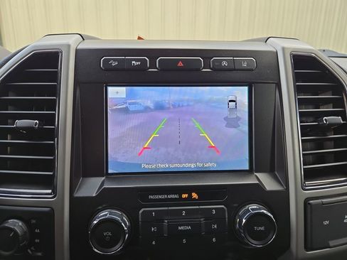 Used 2020 Ford F150 Lariat image 25