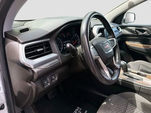 Used 2018 GMC Acadia SLE FWD image 10