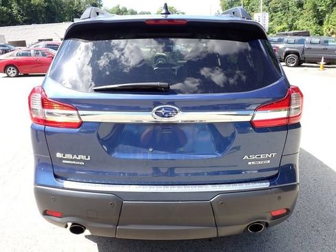 Used 2022 Subaru Ascent Limited w/ Technology Package AWD/4WD image 4