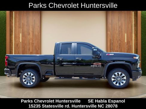 Certified 2025 Chevrolet Silverado 2500 Custom w/ Custom Value Package AWD/4WD image 33