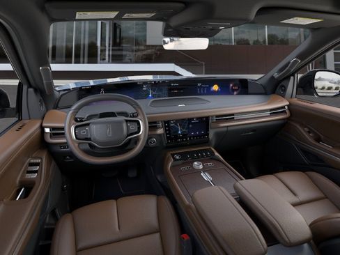 New 2026 Lincoln Navigator L Reserve AWD/4WD image 9
