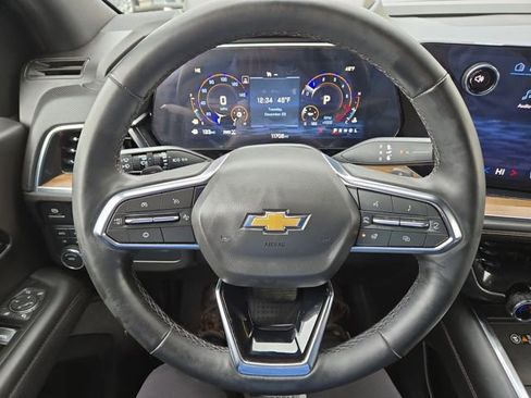 Used 2025 Chevrolet Tahoe High Country image 16