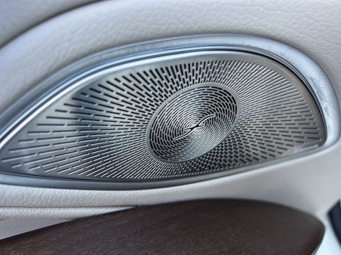 Used 2022 Mercedes-Benz EQS 450+ Sedan image 36