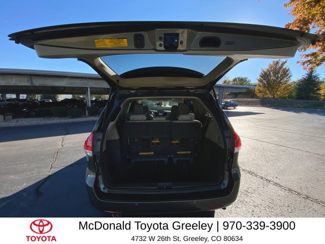 Used 2011 Toyota Sienna Limited w/ Premium Pkg AWD/4WD image 25