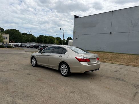 Used 2015 Honda Accord EX-L image 5