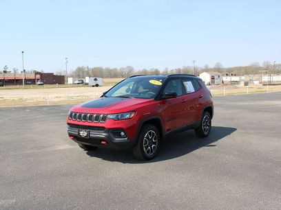 Used 2025 Jeep Compass Trailhawk
