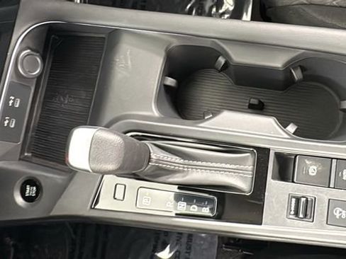 New 2026 Nissan Sentra SV w/ SV Convenience Package FWD image 26