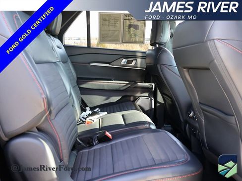 Certified 2025 Ford Explorer ST-Line w/ ST-Line Street Pack image 12