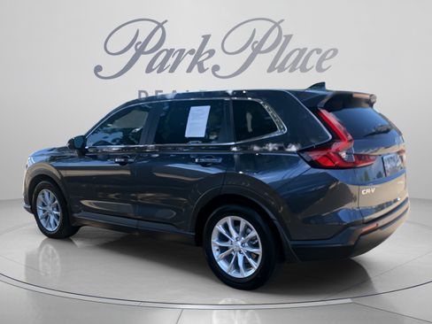 Used 2025 Honda CR-V EX-L image 3