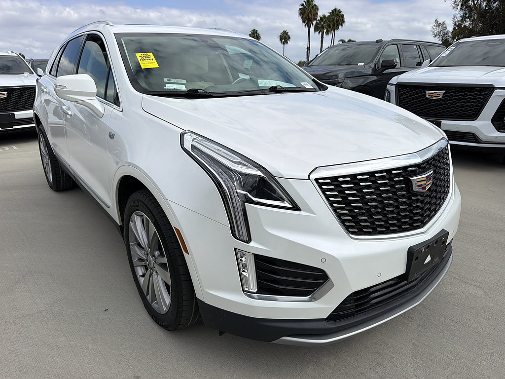 Used 2023 Cadillac XT5 Premium Luxury FWD image 3