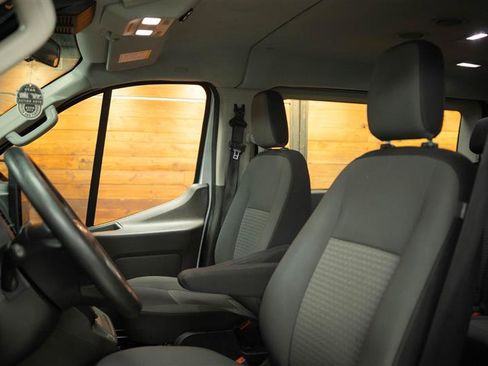 Used 2022 Ford Transit 350 XLT RWD image 9
