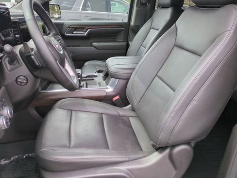 Used 2024 GMC Sierra 1500 SLT w/ SLT Premium Plus Package image 11
