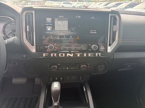 Certified 2025 Nissan Frontier SV w/ SV Convenience Package image 32