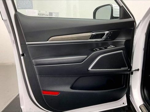 Used 2022 Kia Telluride SX image 26
