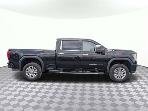 Used 2021 GMC Sierra 2500 Denali w/ Denali Ultimate Package image 3