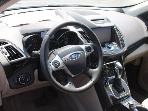 Used 2014 Ford Escape Titanium w/ Equipment Group 401A AWD/4WD image 9
