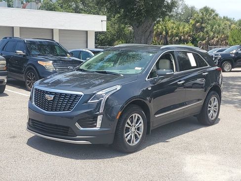 Used 2021 Cadillac XT5 Premium Luxury FWD image 3