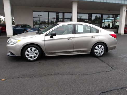 Used 2015 Subaru Legacy 2.5i image 2