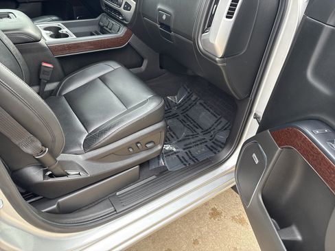 Used 2018 GMC Sierra 1500 SLT w/ SLT Premium Package image 19