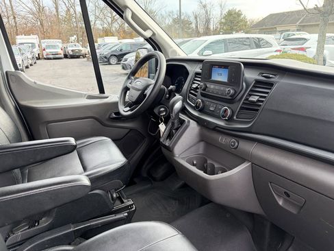 Used 2020 Ford Transit 150 XL image 30