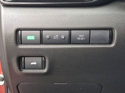 Used 2025 Nissan Sentra SR image 26