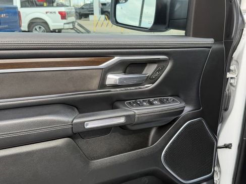 Used 2022 RAM 1500 Laramie image 12