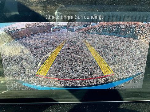 Used 2021 Mercedes-Benz GLB 250 4MATIC image 16