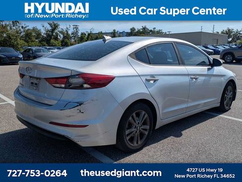 Used 2018 Hyundai Elantra Value Edition w/ Cargo Package FWD image 2
