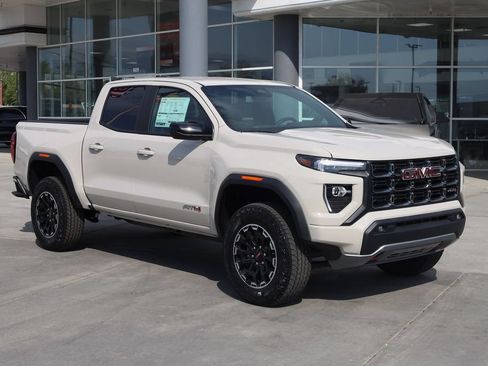 New 2026 GMC Canyon AT4 AWD/4WD image 8