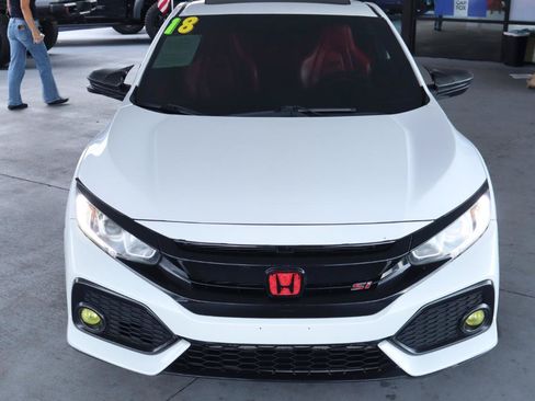 Used 2018 Honda Civic Si image 9