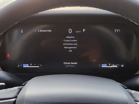Used 2025 Jeep Grand Cherokee L Altitude RWD image 27