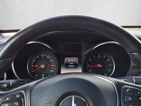 Used 2019 Mercedes-Benz GLC 300 image 8