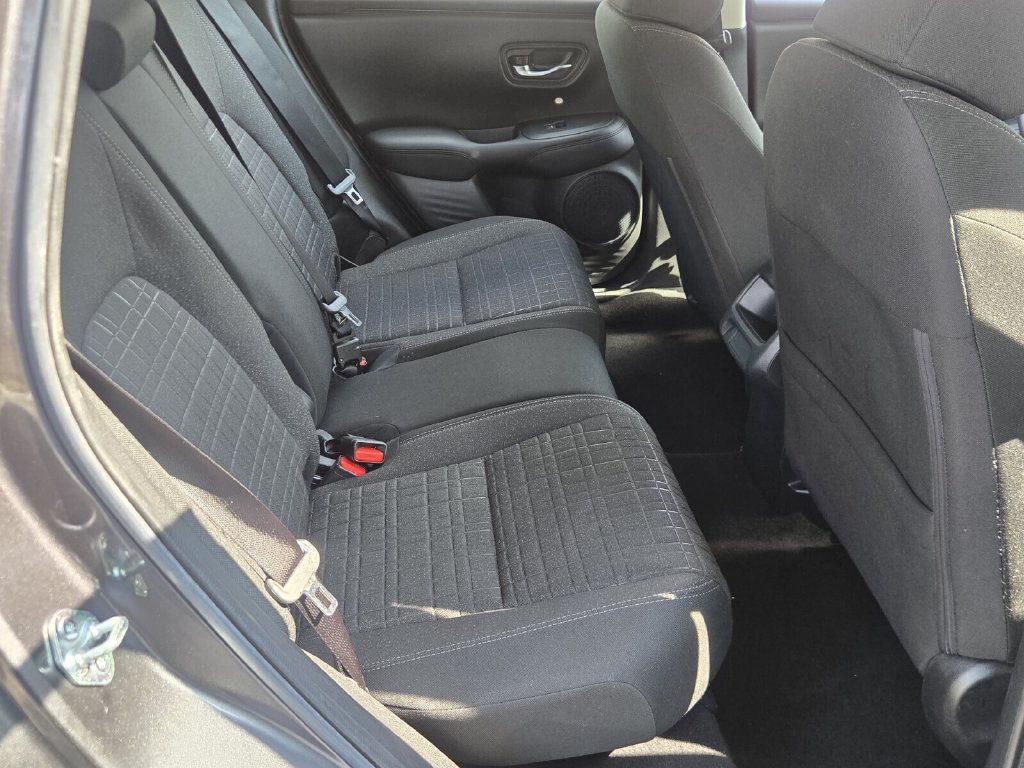 Used 2024 Honda HR-V LX image 16