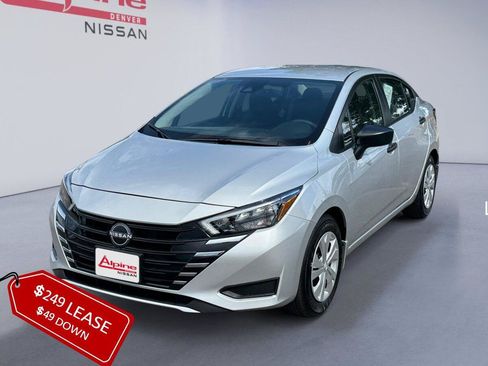 Used 2025 Nissan Versa S w/ Trunk Package FWD image 1