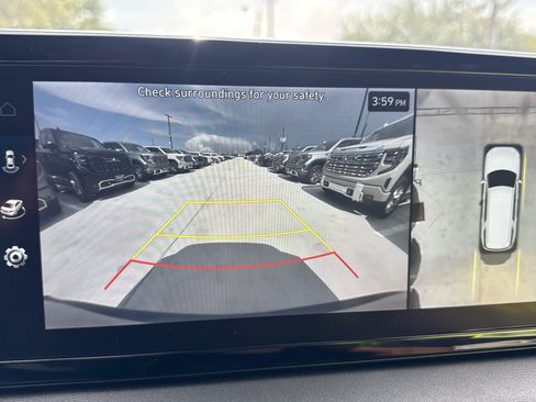 Used 2024 Hyundai Palisade Limited FWD image 19