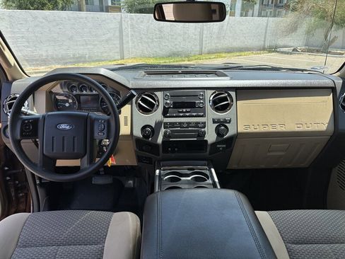 Used 2011 Ford F350 XLT w/ XLT Premium Pkg AWD/4WD image 22