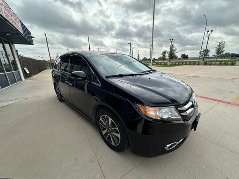 Used 2015 Honda Odyssey Touring image 7