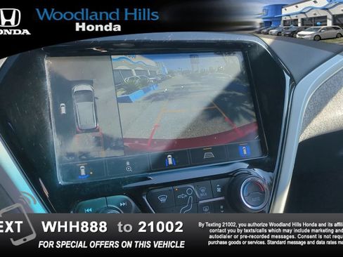 Used 2020 Chevrolet Bolt Premier w/ Infotainment Package FWD image 16