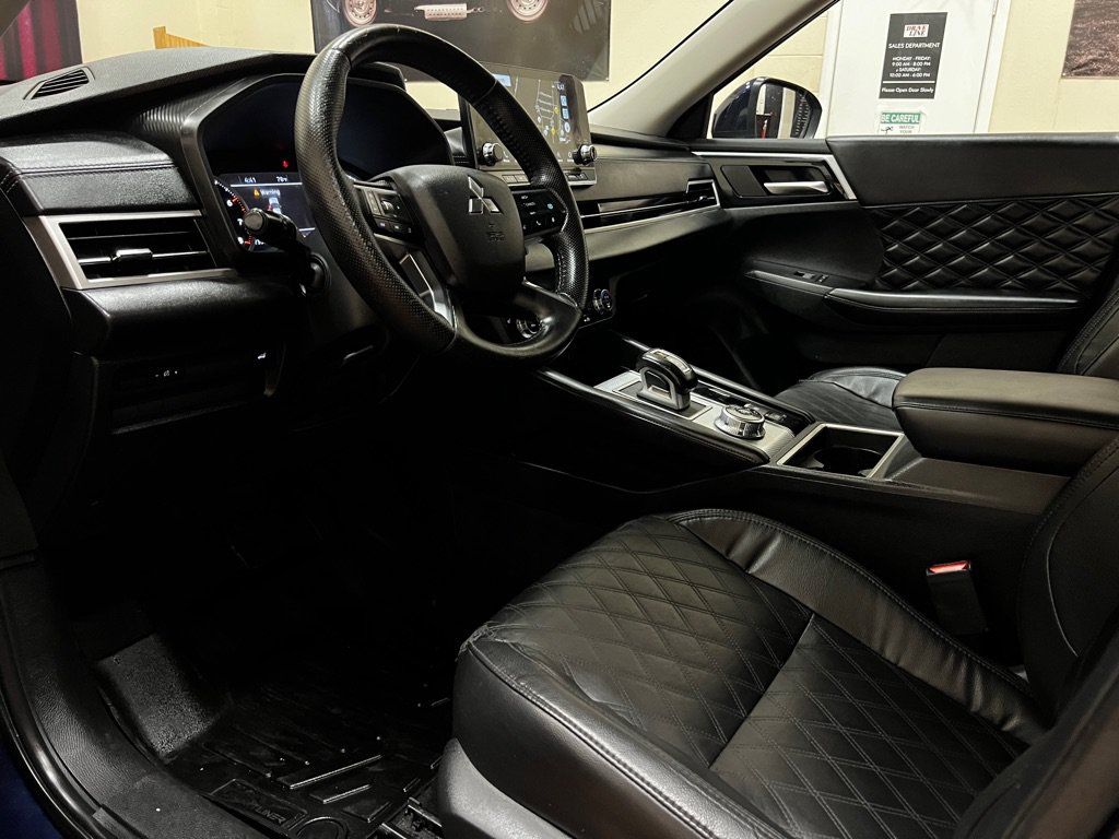 Used 2022 Mitsubishi Outlander SEL FWD image 14