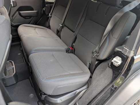 Used 2025 Jeep Wrangler Unlimited Rubicon 4xe w/ Convenience Group image 17