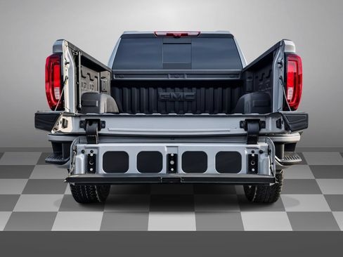 Certified 2025 GMC Sierra 1500 AT4 w/ AT4 Premium Package AWD/4WD image 5