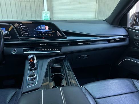 Used 2021 Cadillac Escalade ESV Sport w/ Driver Assist Tech Package image 17