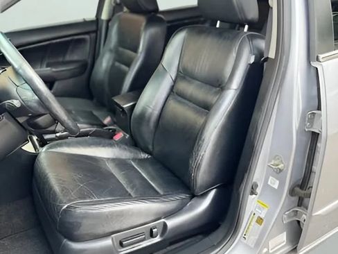 Used 2004 Honda Accord EX image 14