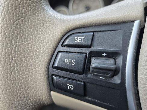 Used 2012 BMW 328i Sedan RWD image 17