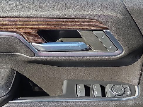 Used 2022 GMC Sierra 1500 Elevation w/ LPO, Elevation Black Package image 13