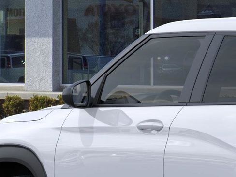 New 2026 Chevrolet TrailBlazer LS w/ LS Convenience Package FWD image 36
