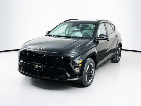 Used 2024 Hyundai Kona SEL FWD image 3