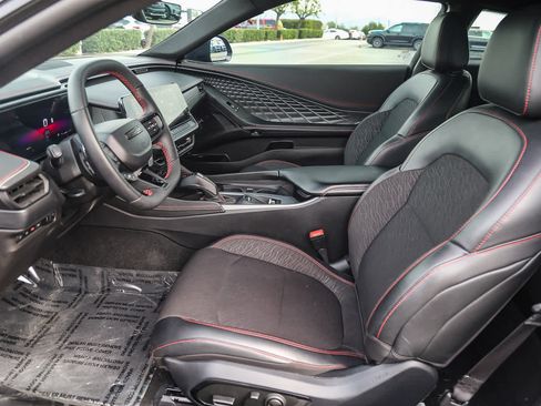 Used 2025 Dodge Charger R/T w/ Quick Order Package 25M R/T image 12